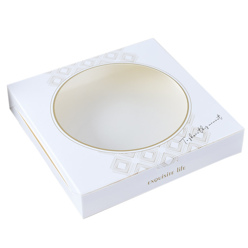 容易吸引人的食品包裝盒具有什么特征?